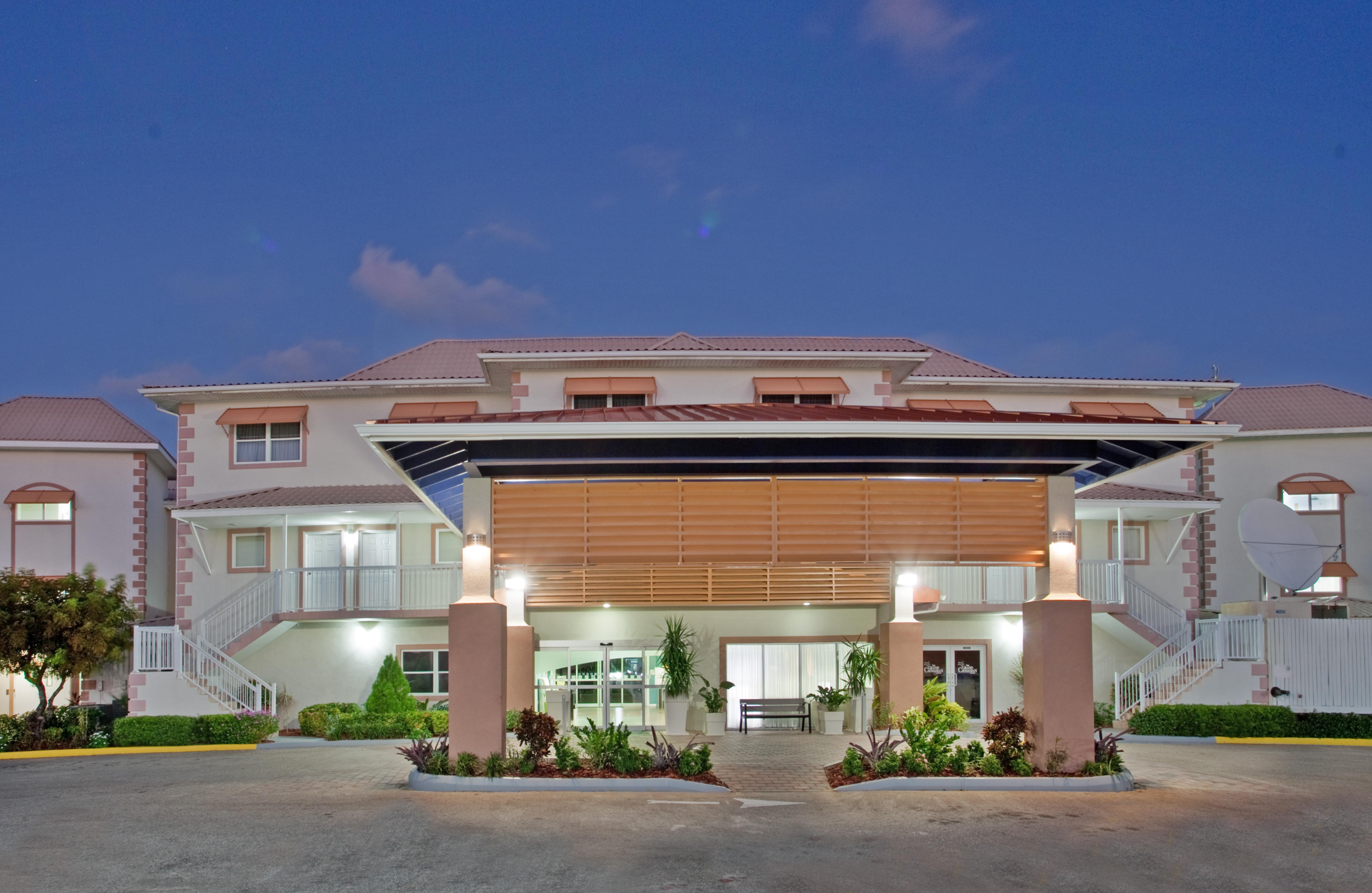 The Grand Caymanian Resort George Town Exterior photo