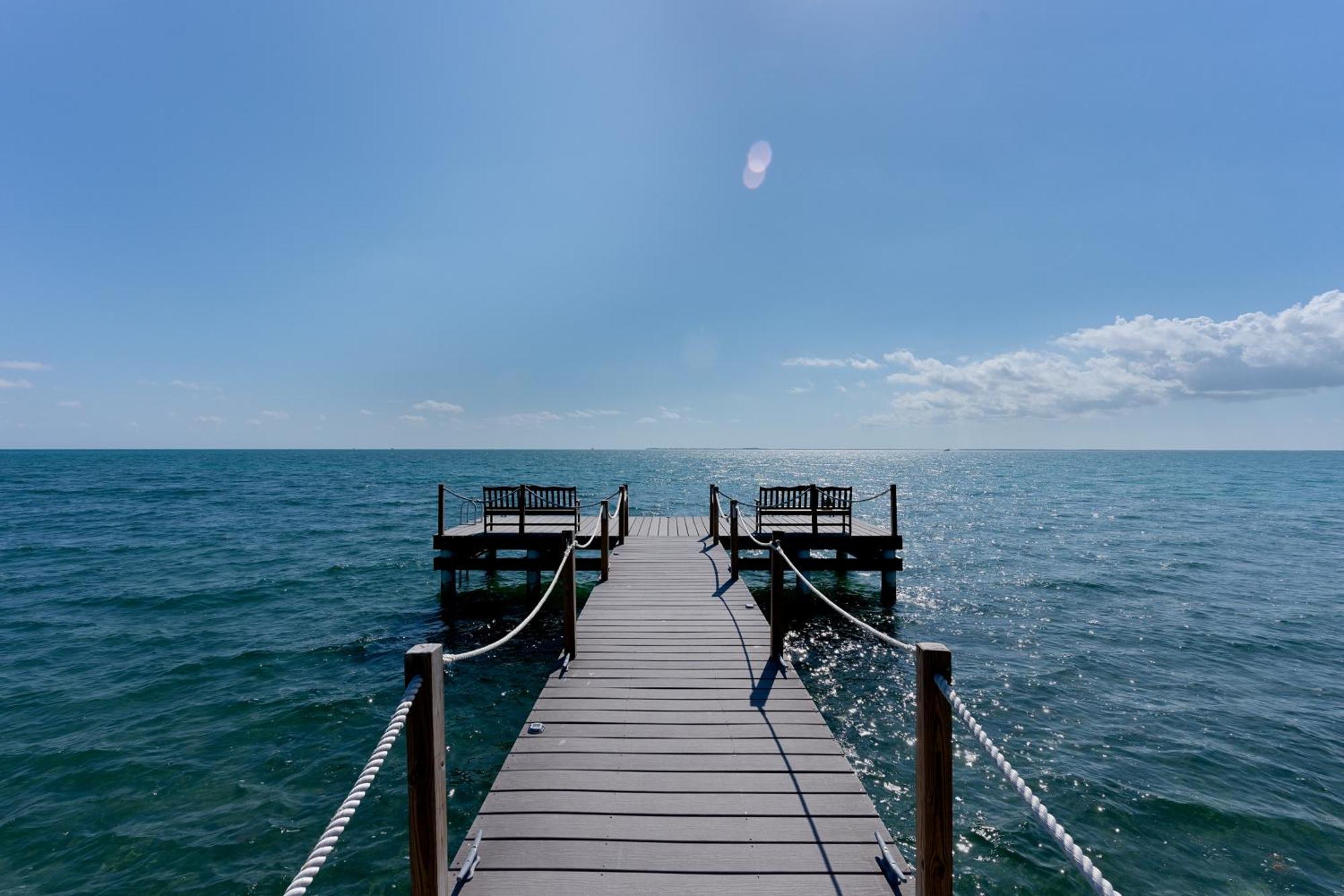 The Grand Caymanian Resort George Town Exterior photo